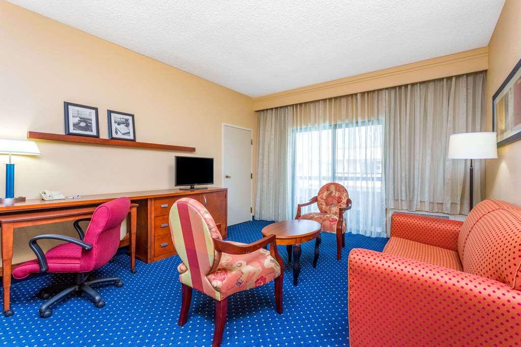 Comfort Inn Roswell-Dunwoody Exteriör bild