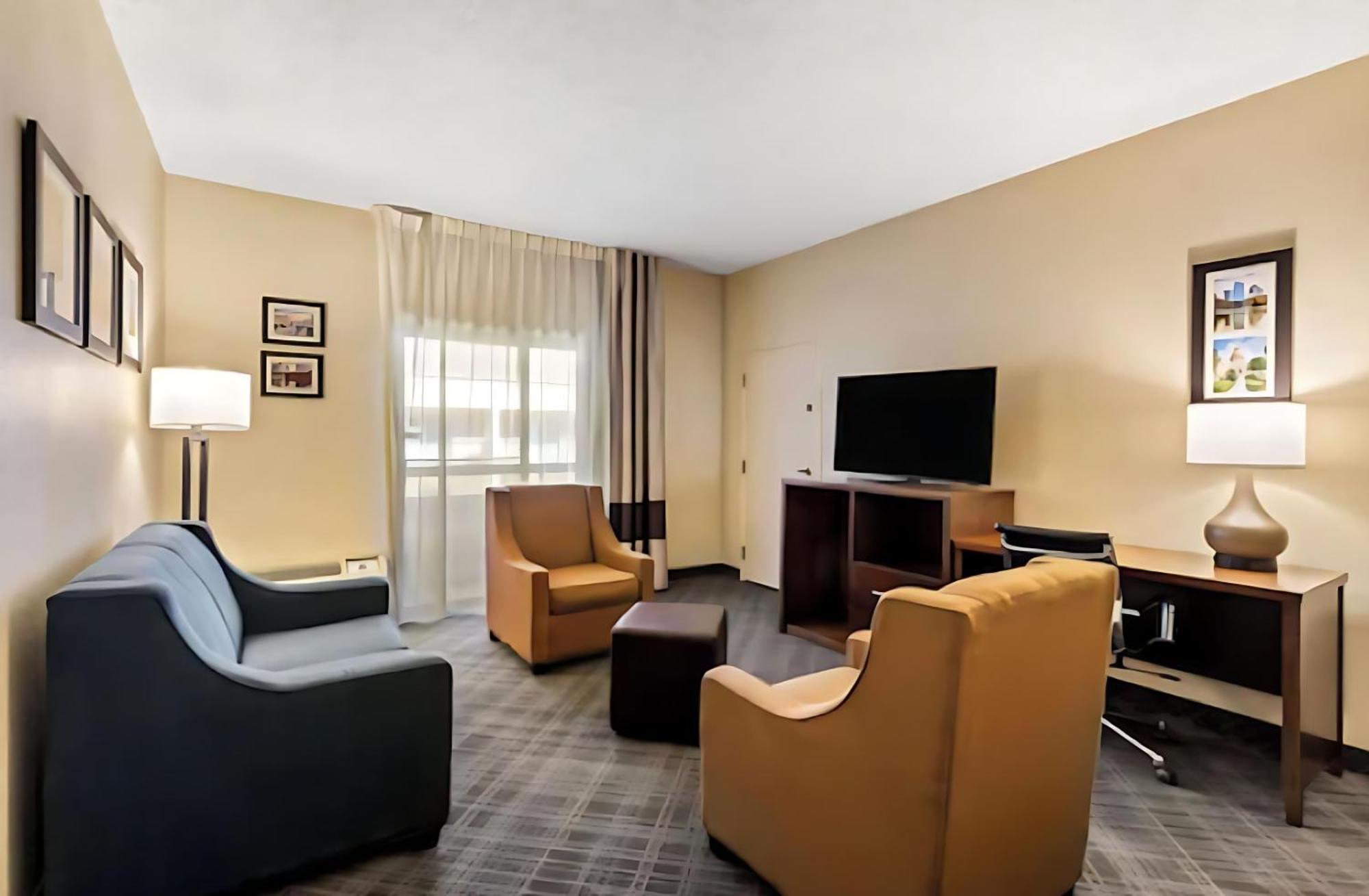 Comfort Inn Roswell-Dunwoody Exteriör bild